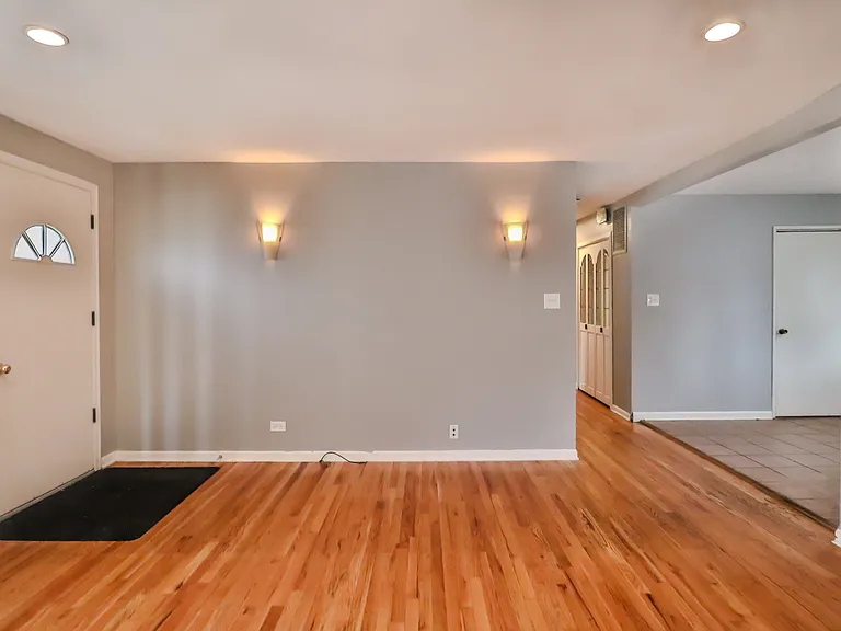 7119 Stanford Dr — Photo 11