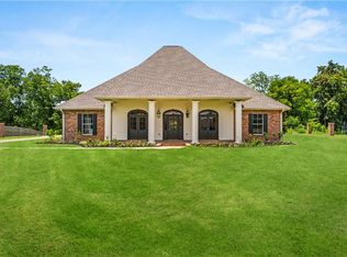 146 Pecan Row Ln, Alexandria, LA 71303