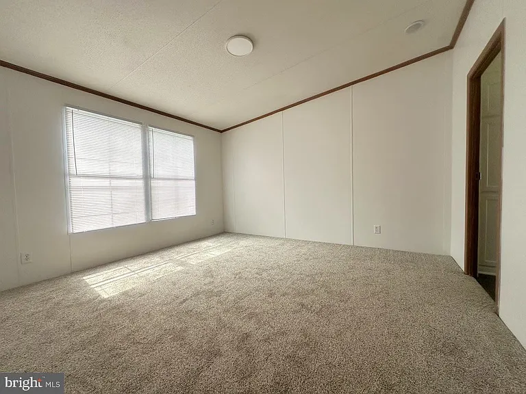 107 Melvin Ave — Photo 9
