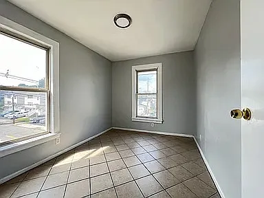 35 William St #R — Photo 1