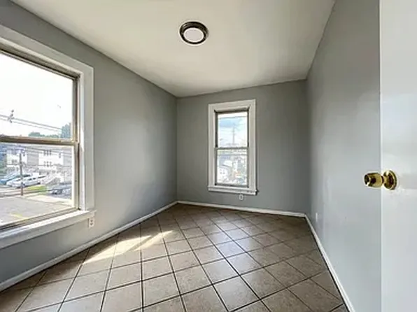 35 William St #R, Belleville, NJ 07109