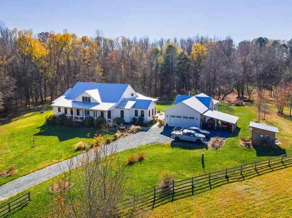 3833 Blakely Way, Efland, NC 27243