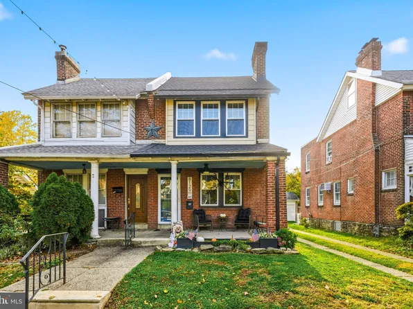 8129 Hennig St, Philadelphia, PA 19111