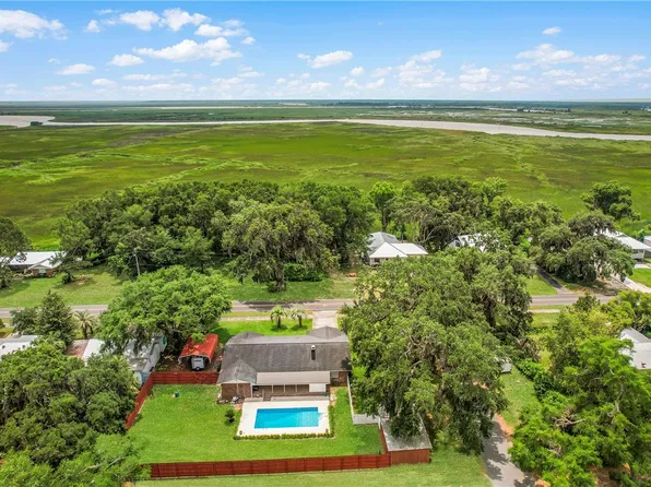 1000 Fort King George Dr, Darien, GA 31305