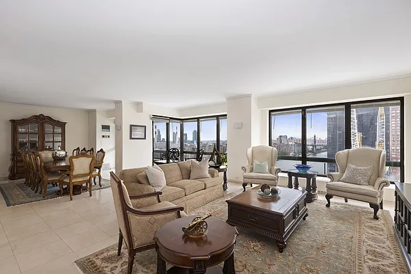 Rented by Nest Seekers International | media 1