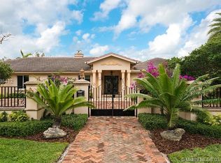 6405 SW 104th St, Pinecrest, FL 33156