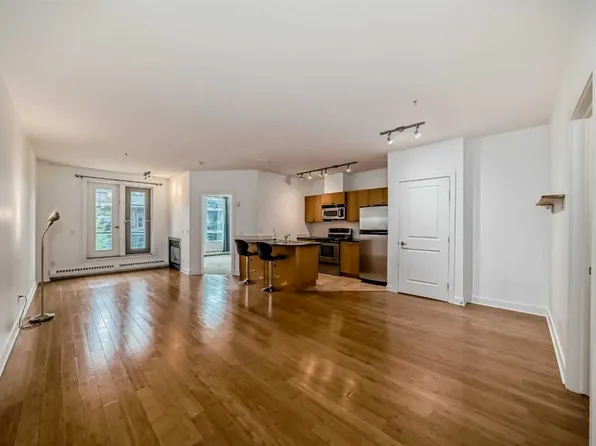 328 S 21st Ave SW #311, Calgary, AB T2S 0G8