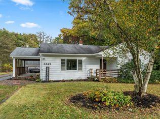 1649 Acoma Dr, Akron, OH 44306