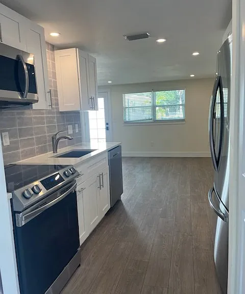 619 Wood St — Photo 4
