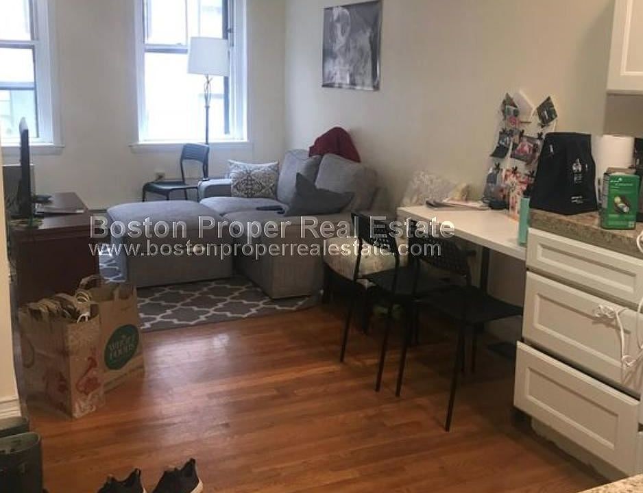 79 Phillips St. #2 Boston - Beacon Hill Unit Photo 4