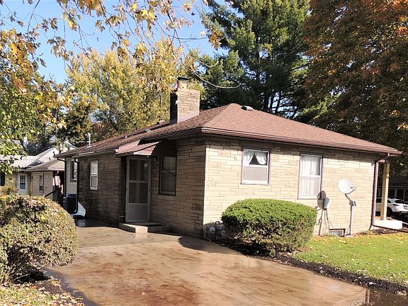 2nd image of 102 N La Salle Ave