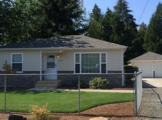 729 Woodard Ave NE, Castle Rock, WA 98611