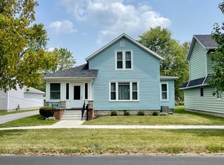 214 S Johnson St, Ada, OH 45810