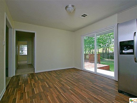 5th image of 1103 Pine Dr