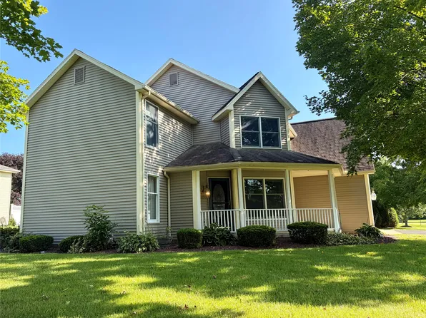 12671 Lakeside Dr, Conneaut Lake, PA 16316
