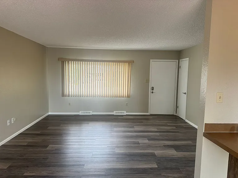 4103 Everton Dr — Photo 3