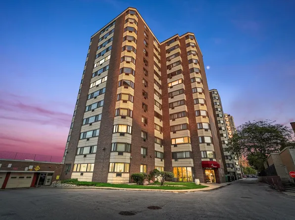 7337 S South Shore Dr APT 406, Chicago, IL 60649