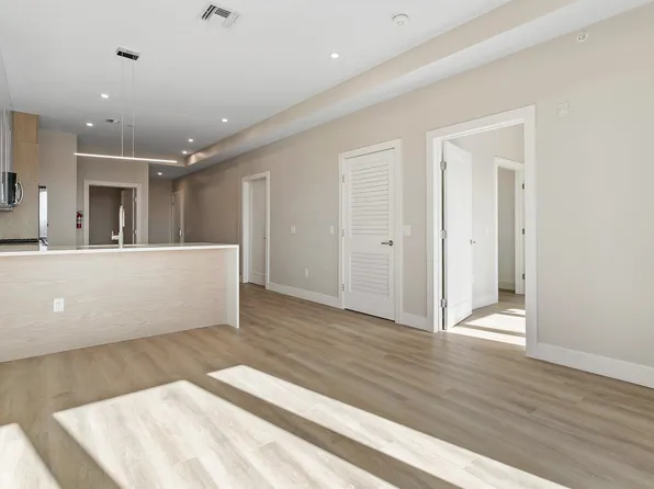 6800 Polk Street image 16 of 30