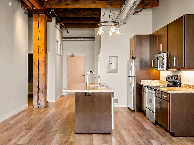 River Place Lofts — Photo 114