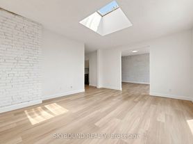131 Wineva Ave, Toronto, ON