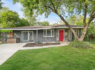 402 Park Field Dr, San Antonio, TX 78227