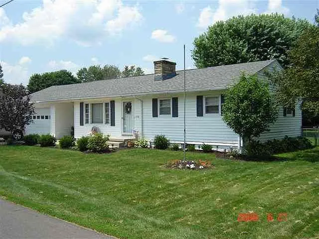 1198 Shide Ave photo 1