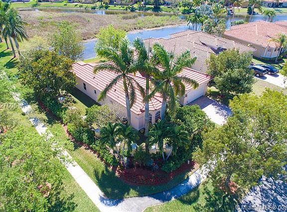 3rd image of 16304 NW 15th St