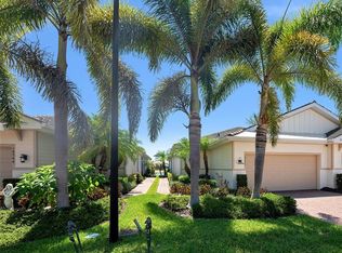 14940 Edgewater Cir, Naples, FL 34114