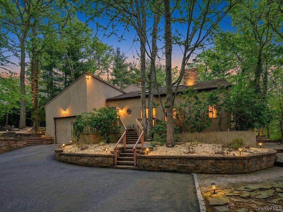 1st image of 1 Audubon Gate