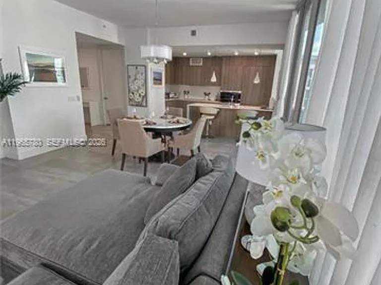 17550 Collins Ave #CU-1205 — Photo 39