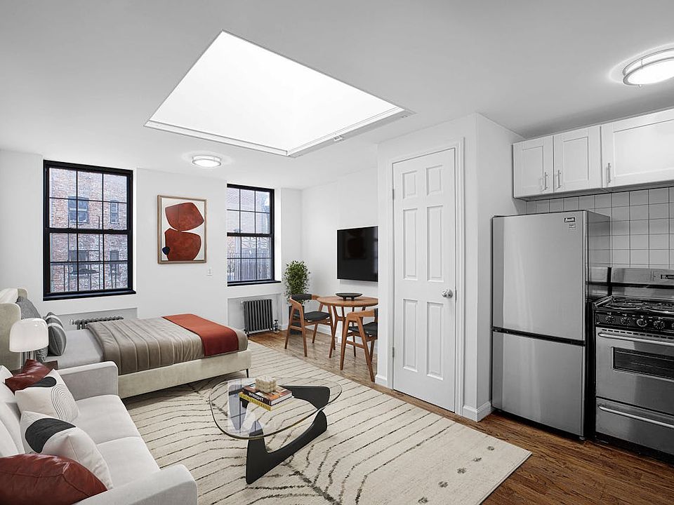 1st image of 323 W 4th St APT 5D