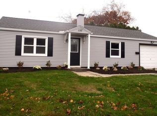 137 Acrebrook Dr, Chicopee, MA 01020