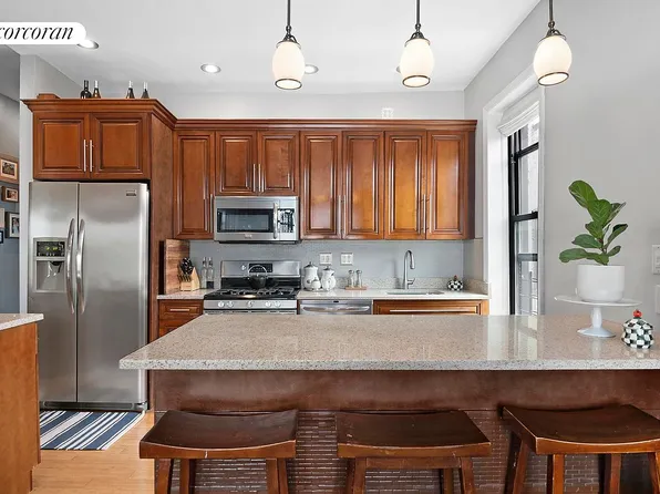 250 Seeley St APT 13, Brooklyn, NY 11218