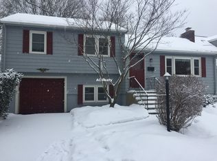 18 Hinds Rd, Winchester, MA 01890