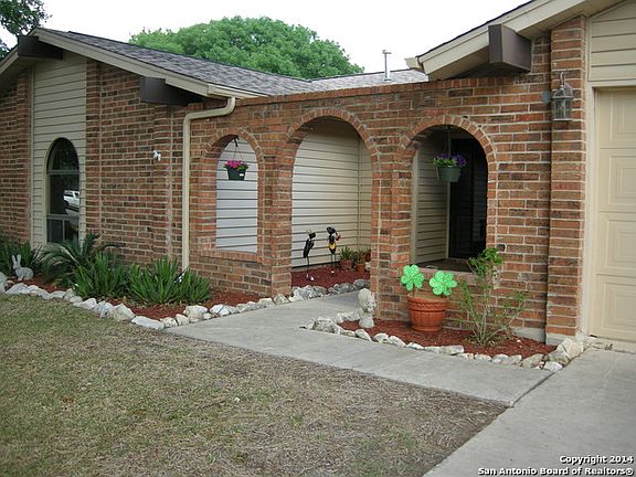 3rd image of 8310 Bart Starr Dr