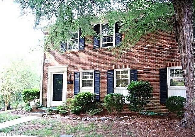 1st image of 3215 E Regents Park Ln