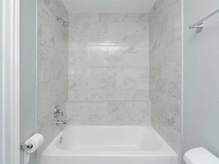 13 Mariner Village Dr — Photo 32