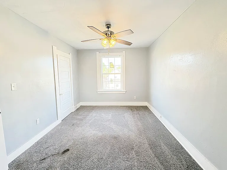 328 Willard St — Photo 18