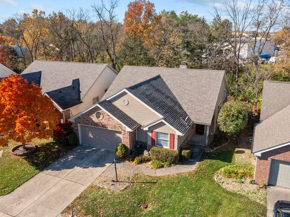 8704 Quarterhorse Dr, Indianapolis, IN 46256