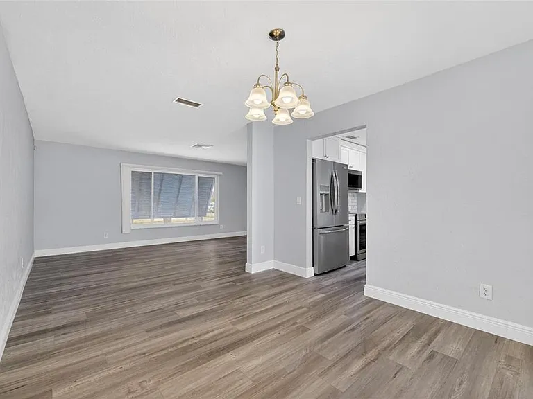 6305 Cottonwood Ln — Photo 30