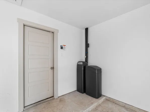 8102 Buck Ln #8102, Rosharon, TX 77583