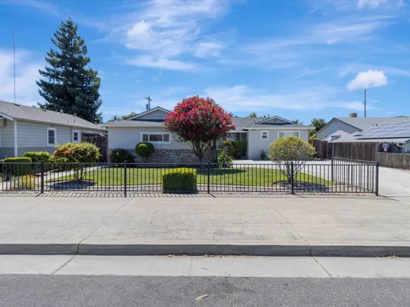 699 Cypress Ave, San Jose, CA 95117