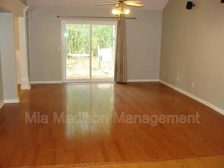 4708 Spring Hill Rd — Photo 3