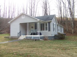 530 Mulberry Ln, Atkins, VA 24311