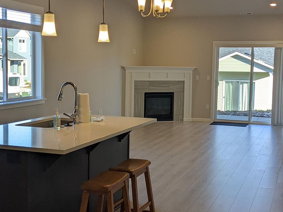 Kitchen island