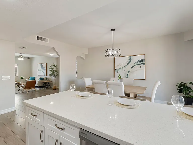 58 W Melody Dr — Photo 10