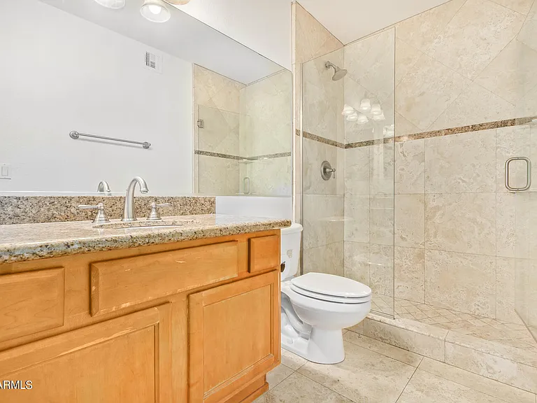 3235 E Camelback Rd #201 — Photo 15