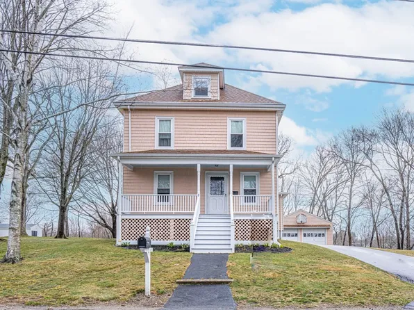 5 Roosevelt St, Taunton, MA 02780