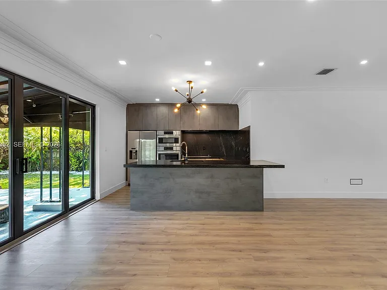 365 Fairway Dr — Photo 30