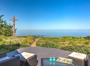 1585 W Beach Rd, Oak Harbor, WA 98277